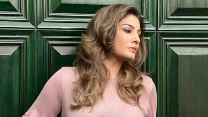 Instagram/officialraveenatandon