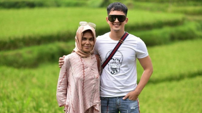 Instagram/ @kikifarrel_