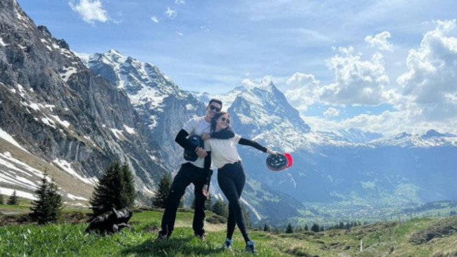 Instagram/@nanamirdad_