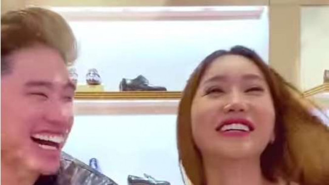 Instagram/@lucintaluna_manjalita