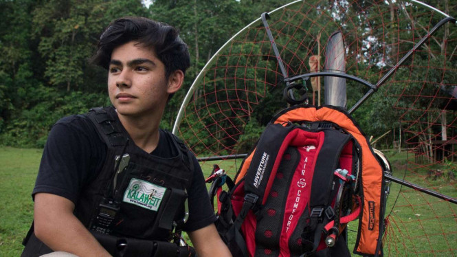 Instagram/@andrewkalaweit