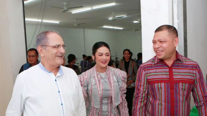 Instagram/krisdayantilemos