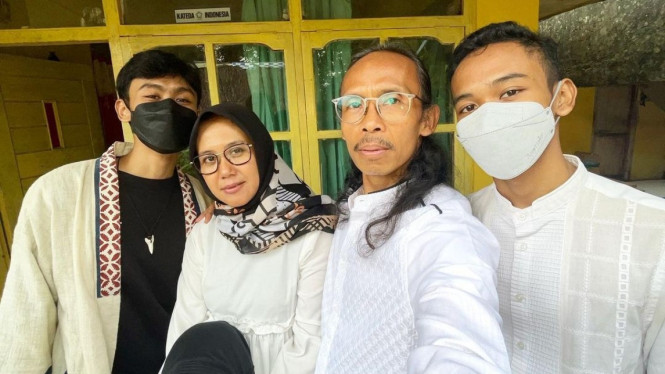 Instagram/yayanruhian