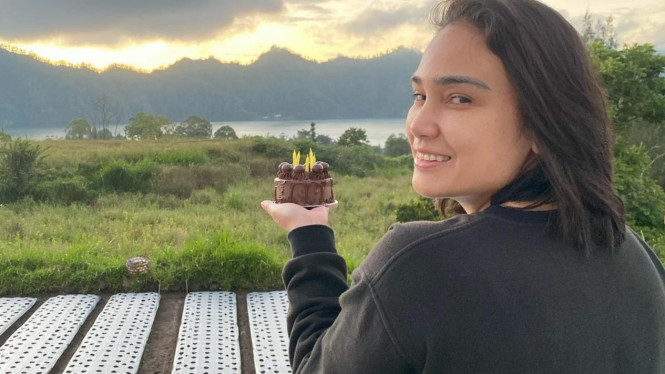 Instagram/febyfebiola_