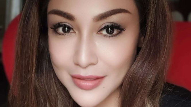 Instagram/@virnie_ismail