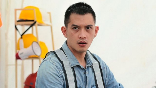 Instagram/thereal_rezkyaditya