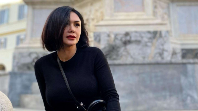 Instagram/@yunishara36