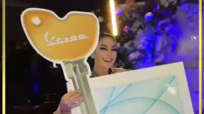 Instagram/celine_evangalista