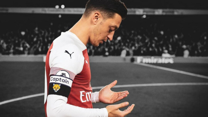 Instagram/m10_official