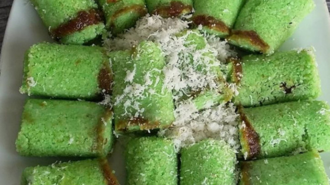 Instagram/@ailiehoalie74