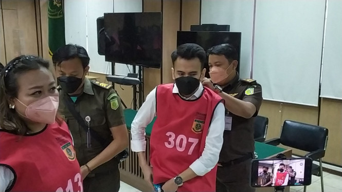 IntipSeleb/ Wahyu Firmansyah