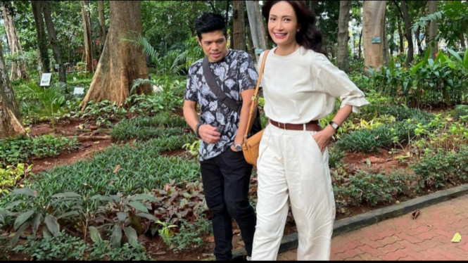 Instagram/artikasaridevi