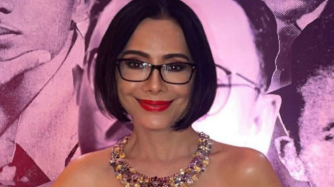 Instagram/@poppydharsono