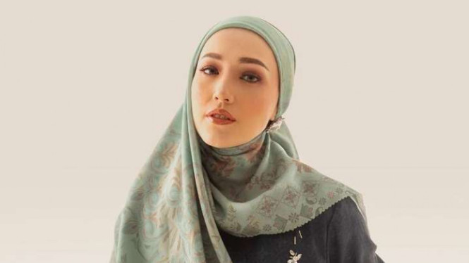 Instagram/@adeliapasha