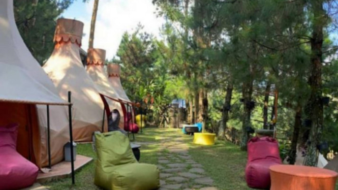 Instagram/@thelodgemaribaya