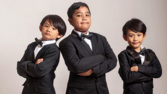 Instagram/@julianamoechtar