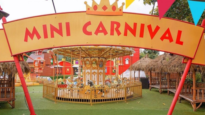 Instagram/floating.market.lembang