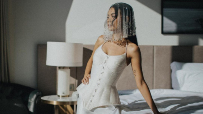 instagram/thebridestory