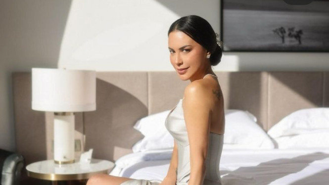 Instagram/sophialajutba