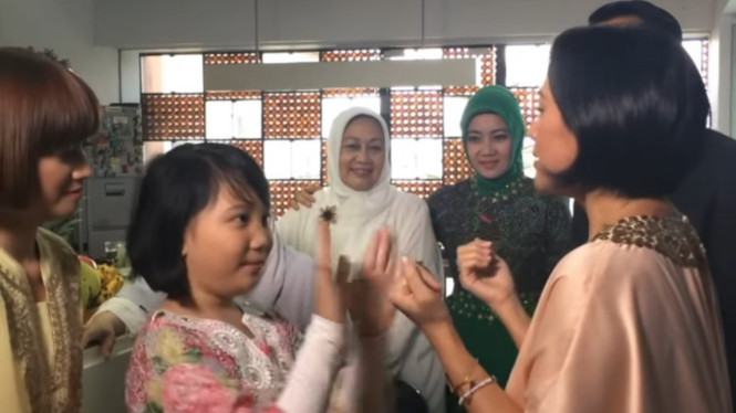 Instagram/sarsehshoku