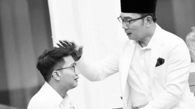 Instagram/emmerilkahnupdate