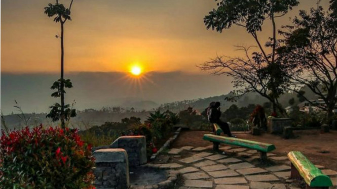 Instagram/@hilmy49mew