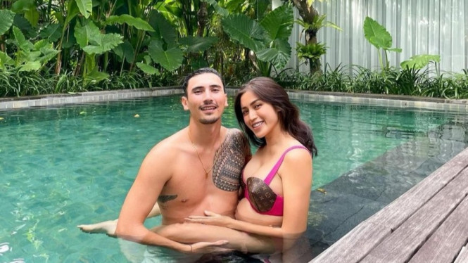 Instagram/ @inijedar