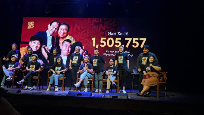 Intipseleb/Tiya Sukmawati