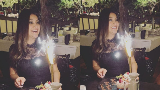 Instagram Story/sazarita