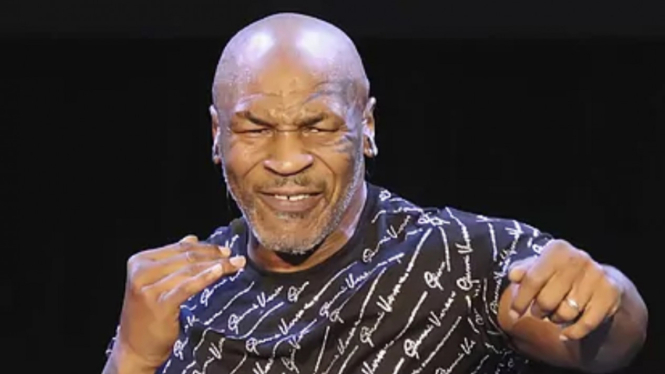 Mike Tyson Bangga Pindah Agama Hingga Ingin Bunuh Lawan Muhammad Ali