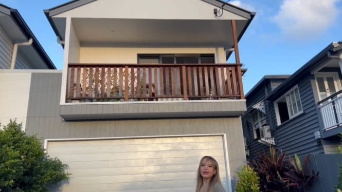 YouTube/The Connell Twins