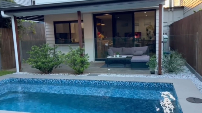 YouTube/The Connell Twins