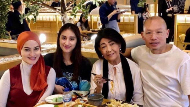 Instagram/marisa_tumbuan