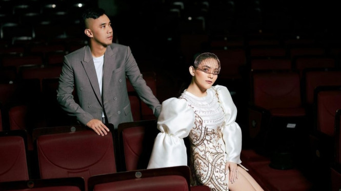 Instagram/@ikmaltobing