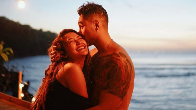 Instagram/@sitibadriah