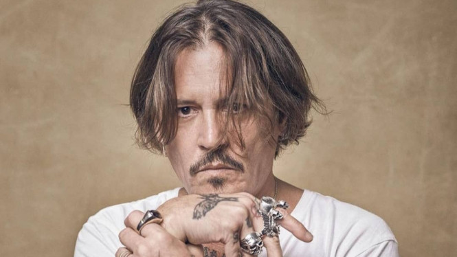 Instagram/johnnydeppofficial_