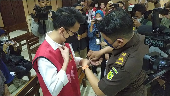 IntipSeleb/ Wahyu Firmansyah