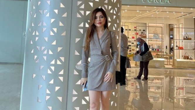 Instagram/monnafrans