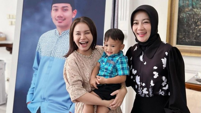 Instagram/itsrossa910