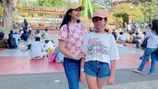 Instagram/@ratu_meta705