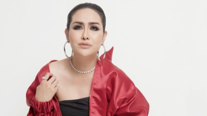 Instagram/@ratu_meta705