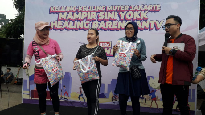 IntipSeleb/Tiya Sukmawati