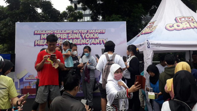 IntipSeleb/Tiya Sukmawati