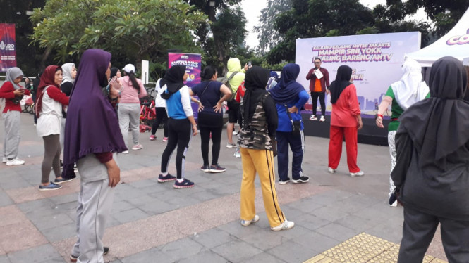 IntipSeleb/Tiya Sukmawati