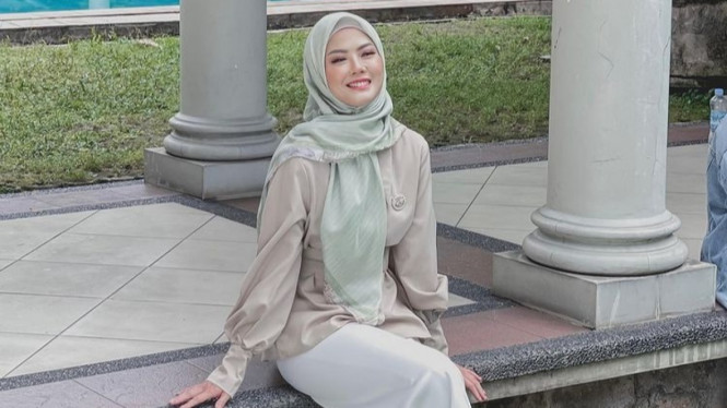 Instagram/ @nitagunawan09