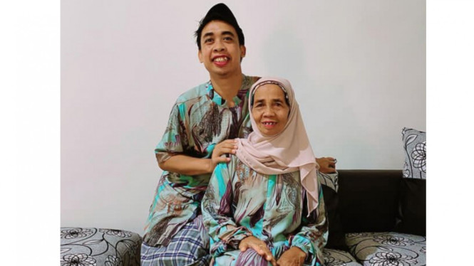 Instagram/@mimi.peri