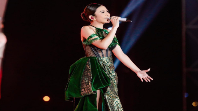 Instagram/mahaliniraharja