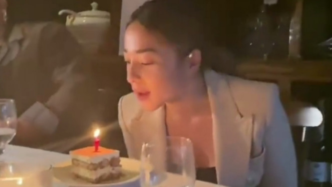 Instagram/fansstar_nikita_willy