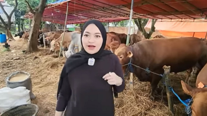 YouTube/Nathalie Holscher