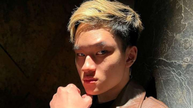 Instagram/@azkacorbuzier